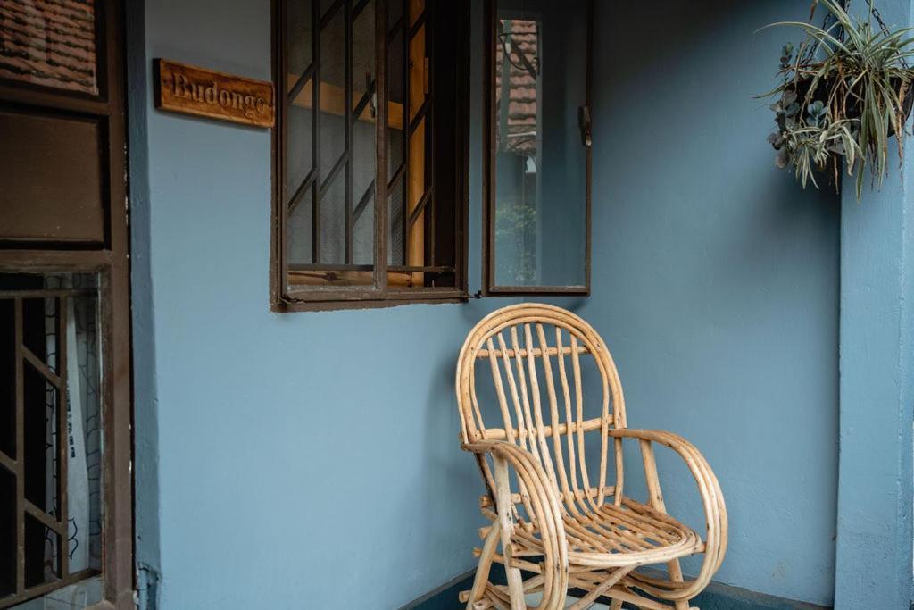 Bed and Breakfast 30 Wilson Джинджа Экстерьер фото